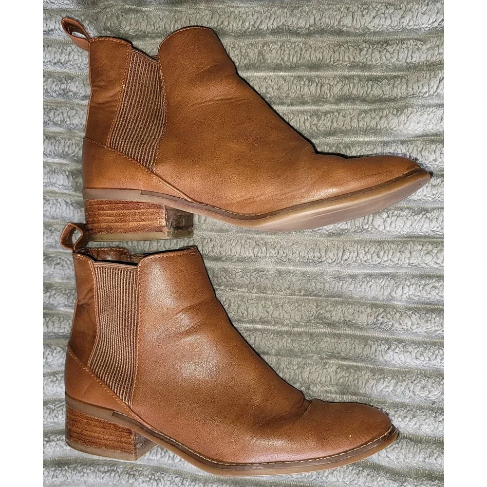 American Eagle Boots Women's‎ 9M Brown Ankle Booties Slip On Block Heels  Fabric